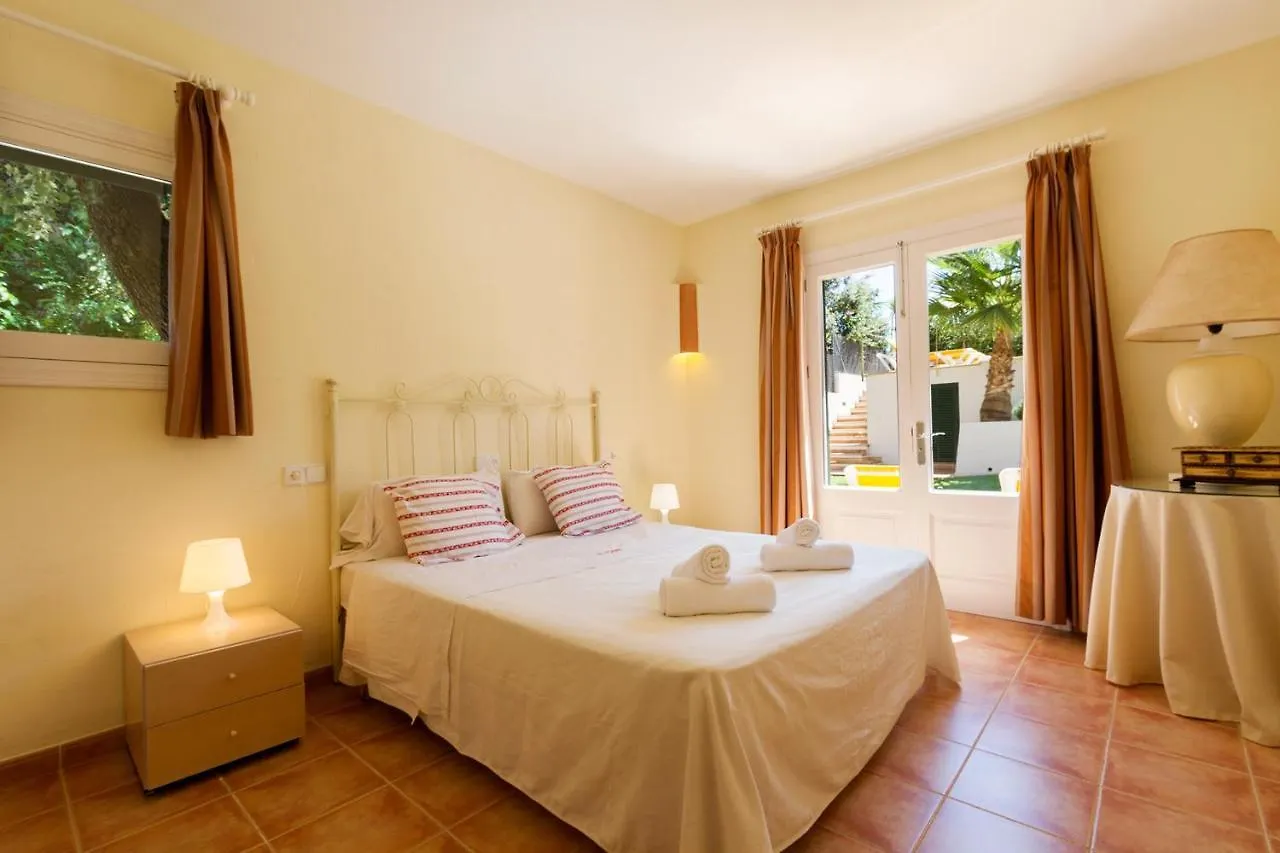Elegant Villa In Pollensa With Private Pool Pollença